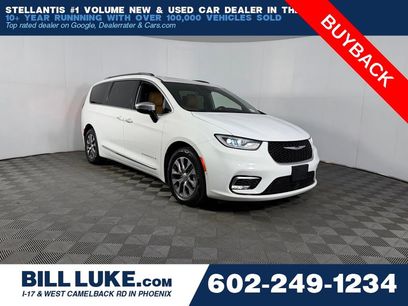 Used 2023 Chrysler Pacifica Pinnacle