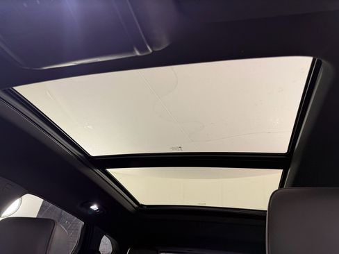 Used 2022 Chevrolet Blazer RS w/ Enhanced Convenience Package image 21