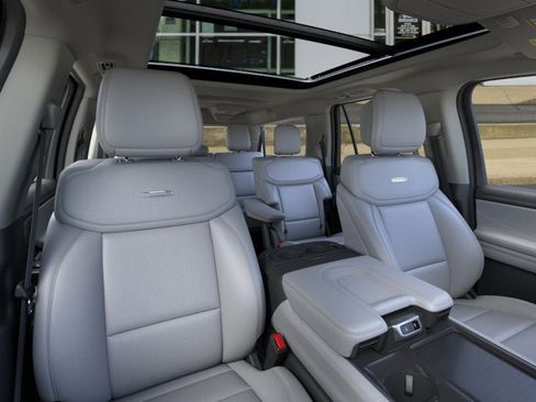 New 2026 Ford Expedition Max Platinum image 10