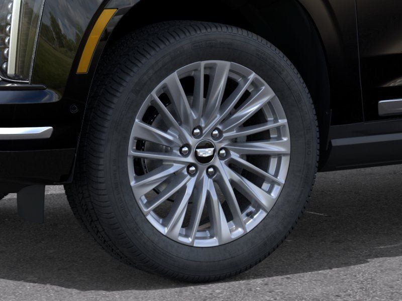 Used 2026 Cadillac Escalade ESV Luxury w/ LPO, Floor Liner Package AWD/4WD image 9