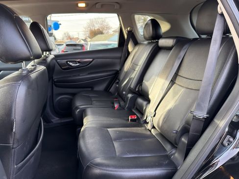 Used 2017 Nissan Rogue SL w/ SL Premium Package image 13