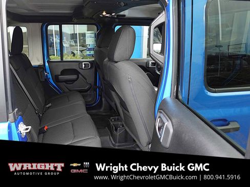 Used 2022 Jeep Wrangler Unlimited Sport image 30