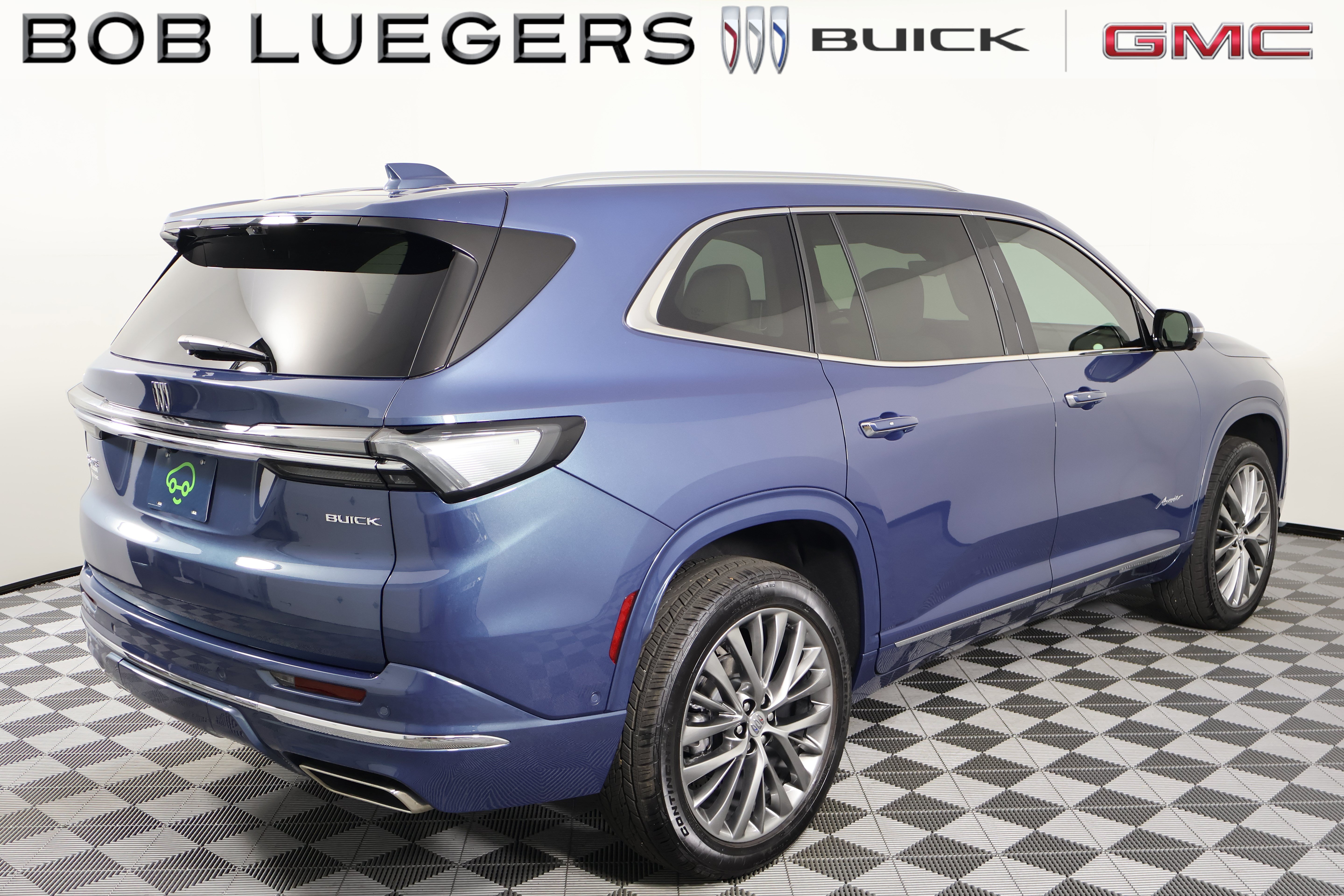Certified 2026 Buick Enclave Avenir w/ Super Cruise Package AWD/4WD image 5