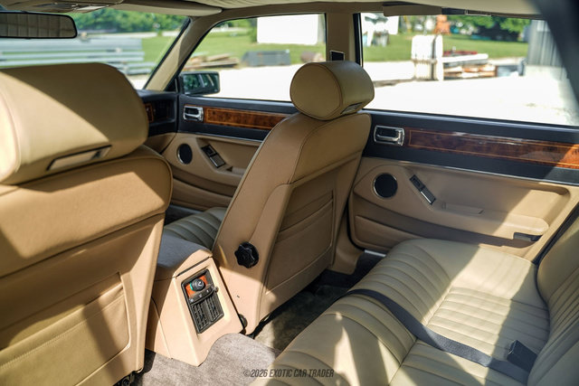 Used 1988 Jaguar XJ6 RWD image 36