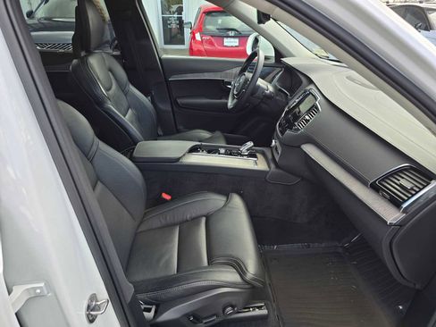 Certified 2022 Volvo XC90 T8 Inscription w/ Advanced Package image 11