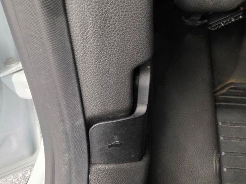 Used 2016 Ford Transit Connect XL FWD image 19