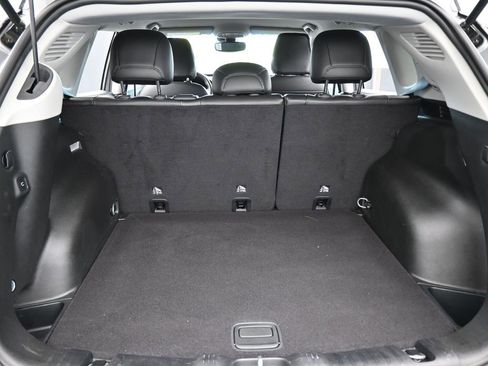 Used 2022 Jeep Compass Trailhawk w/ Trailhawk Elite Group image 41