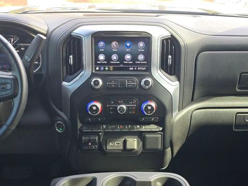 Used 2023 GMC Sierra 2500 SLE w/ SLE Value Package; image 17