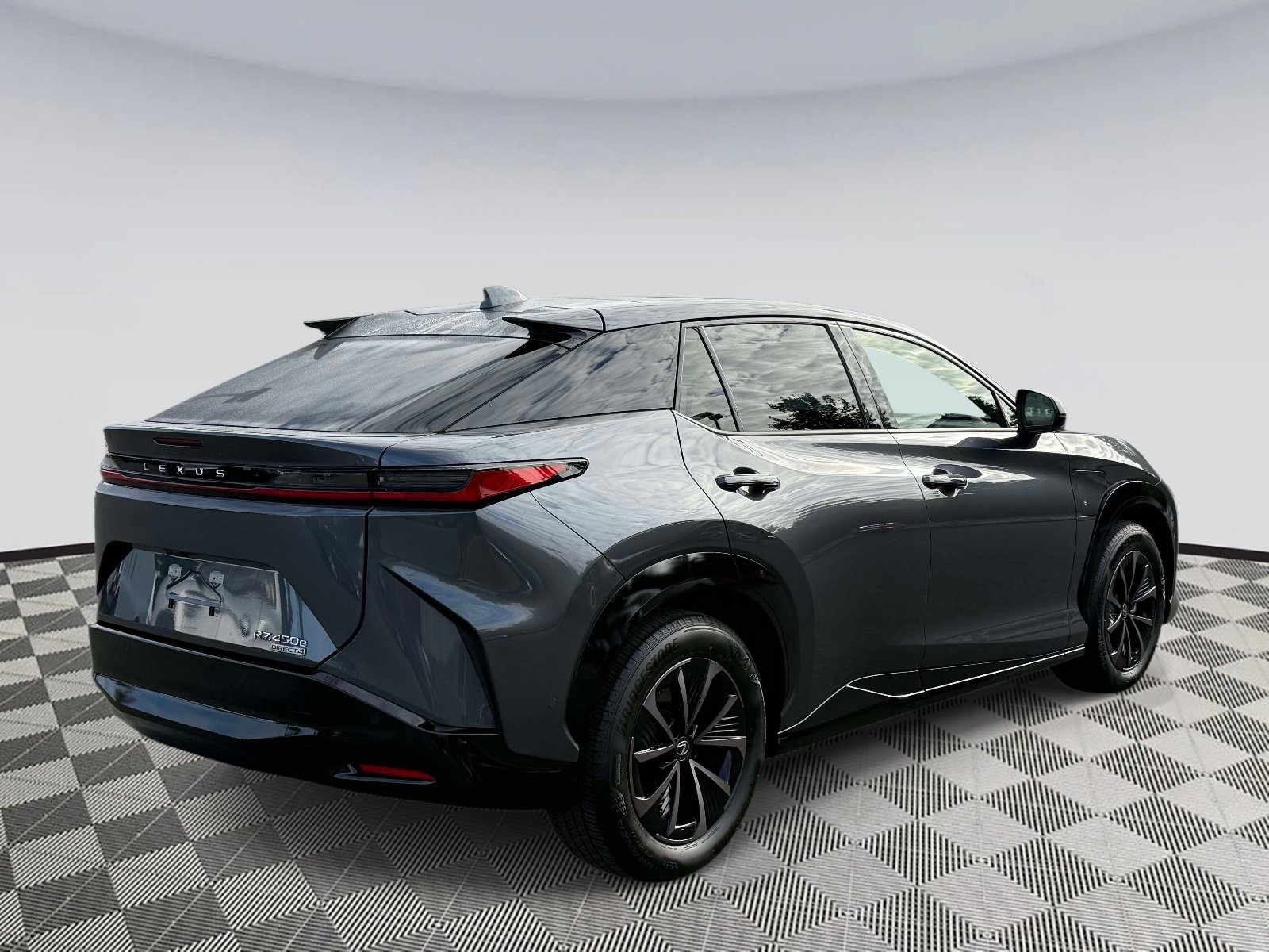 Used 2026 Lexus RZ 450e AWD w/ Technology Package image 2