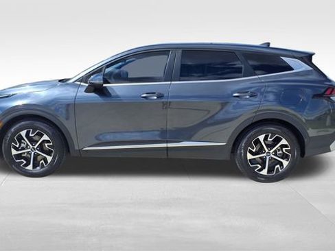 Used 2024 Kia Sportage EX image 5