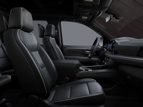 New 2025 Chevrolet Suburban Premier image 33