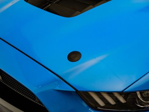 Used 2022 Ford Mustang Shelby GT500 w/ Carbon Fiber Track Pack RWD image 40