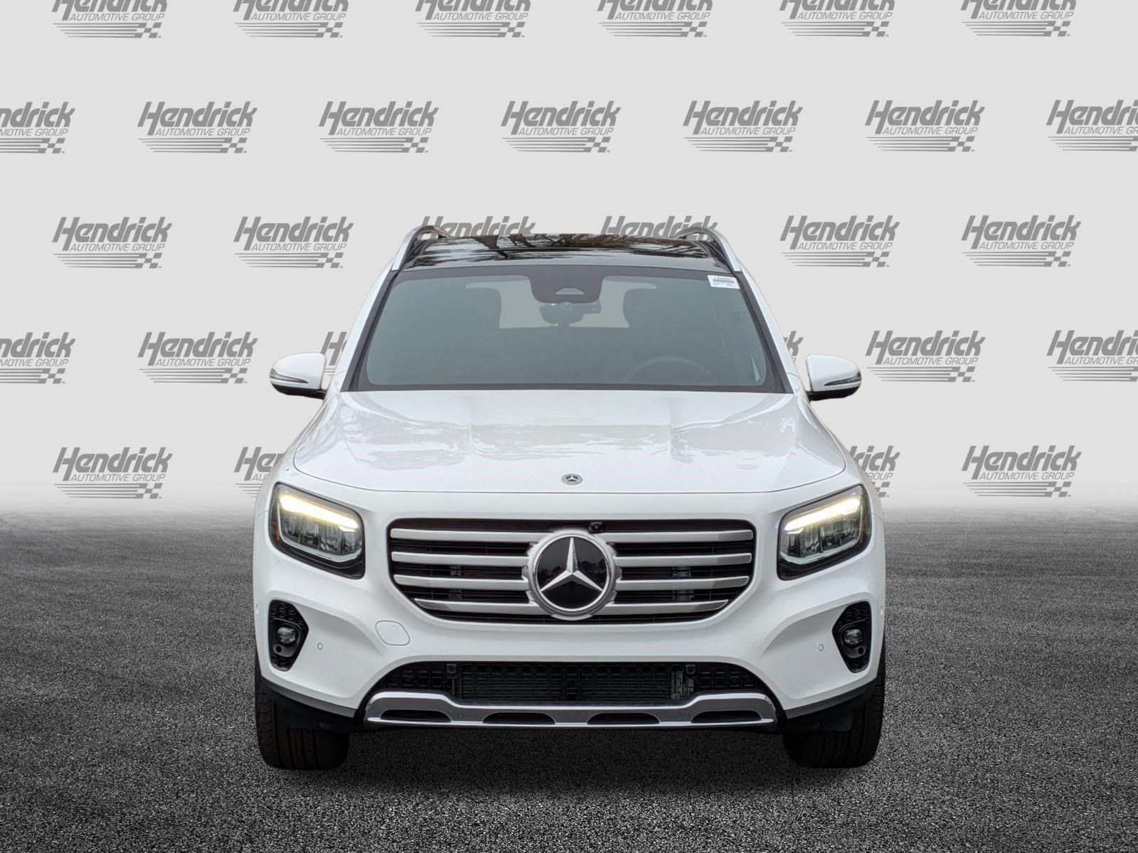 Used 2026 Mercedes-Benz GLB 250 image 3