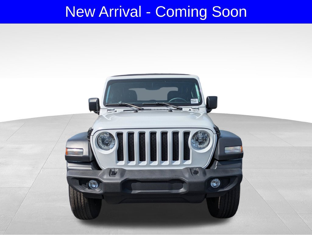 Used 2022 Jeep Wrangler Sport AWD/4WD image 6