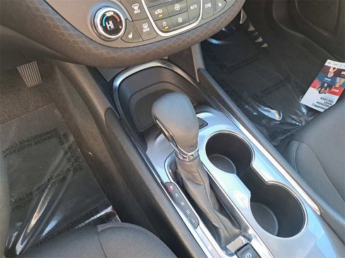 Used 2024 Chevrolet Malibu LT image 10