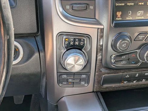 Used 2017 RAM 1500 Limited image 17