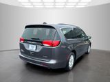 Used 2021 Chrysler Voyager Lxi image 4