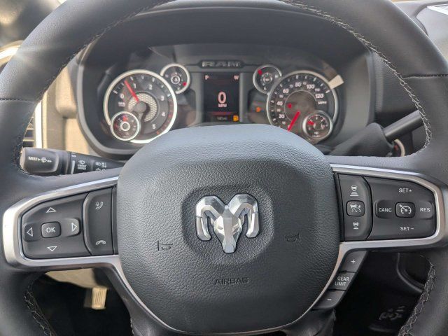 New 2026 RAM 2500 Big Horn AWD/4WD image 28