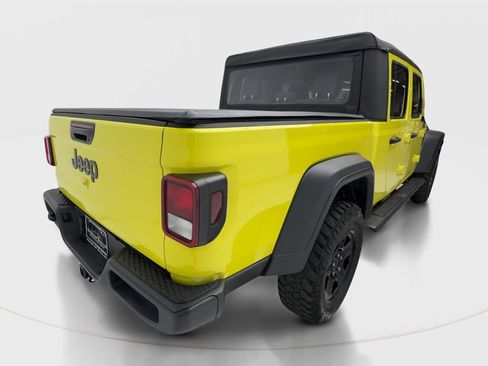 Used 2023 Jeep Gladiator Sport w/ Trailer Tow Package AWD/4WD image 7