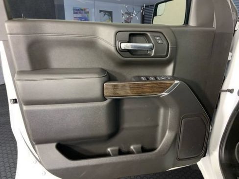 Used 2022 GMC Sierra 1500 Elevation w/ LPO, Elevation Black Package RWD image 21