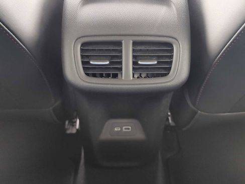 Used 2023 Buick Envision Essence w/ Sport Touring Package image 21