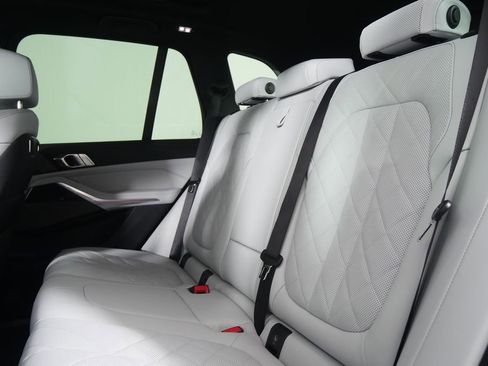 Used 2026 BMW X5 sDrive40i w/ M Sport Package RWD image 16