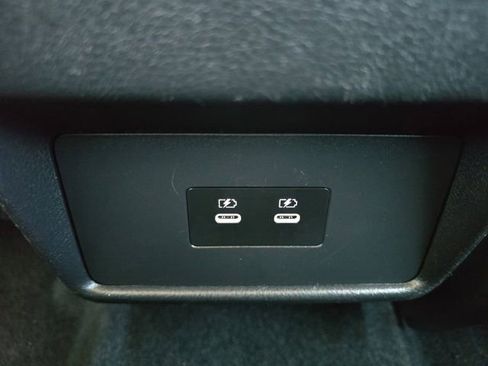 Used 2024 Nissan Rogue SV image 26