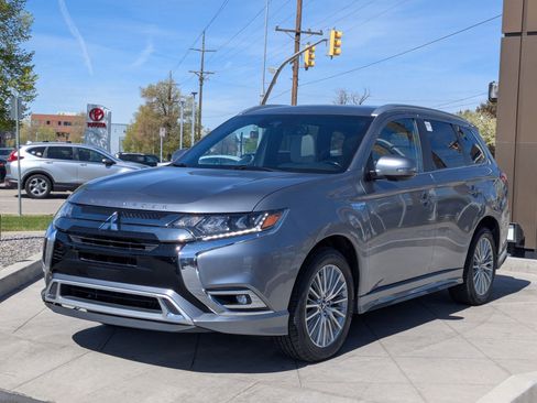 Used 2019 Mitsubishi Outlander SEL AWD/4WD image 9