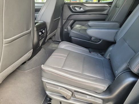 Used 2024 Chevrolet Tahoe RST w/ Luxury Package AWD/4WD image 10