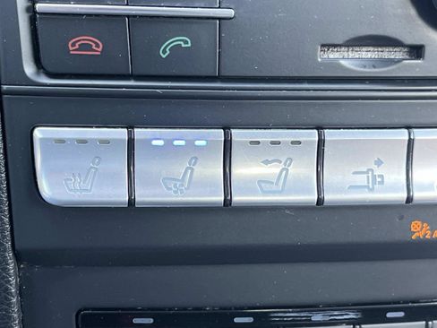 Used 2016 Mercedes-Benz E 400 Cabriolet image 28