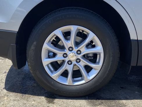 Used 2020 Chevrolet Equinox LS AWD/4WD image 9
