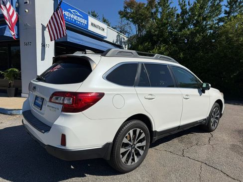 Used 2017 Subaru Outback 2.5i Limited AWD/4WD image 6