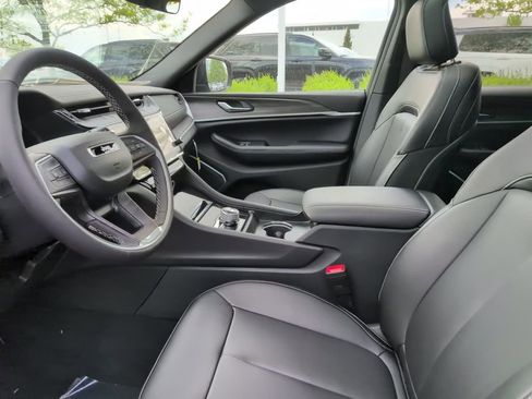New 2026 Jeep Grand Cherokee L Limited AWD/4WD image 23