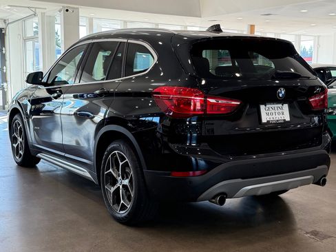 Used 2018 BMW X1 xDrive28i AWD/4WD image 4
