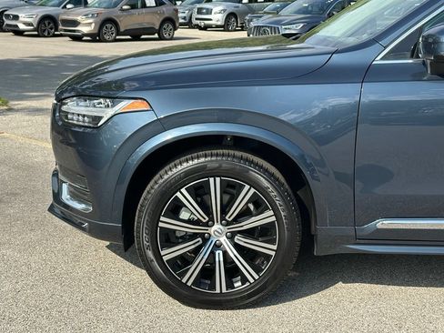 Used 2025 Volvo XC90 B5 Core AWD/4WD image 10