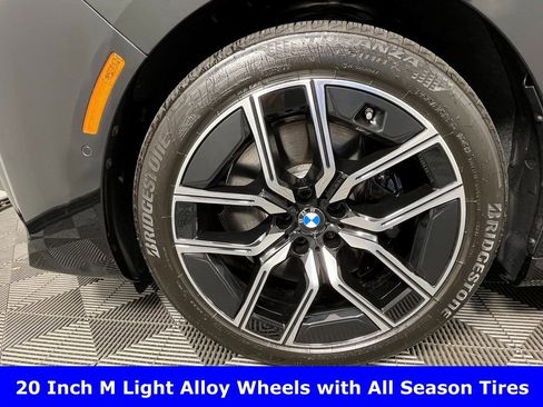 Used 2025 BMW 760i xDrive 760i xDrive w/ Premium Package image 13
