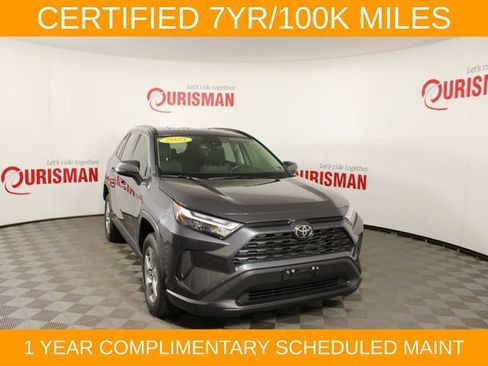 Used 2025 Toyota RAV4 XLE AWD/4WD image 12