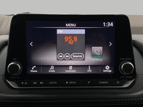 Used 2023 Nissan Rogue S AWD/4WD image 22