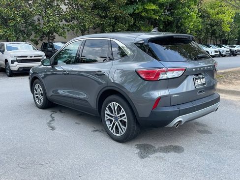 Used 2022 Ford Escape SEL w/ Technology Package FWD image 5