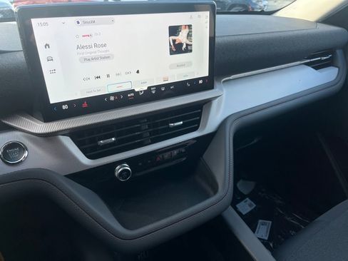 New 2026 Ford Explorer Active image 4