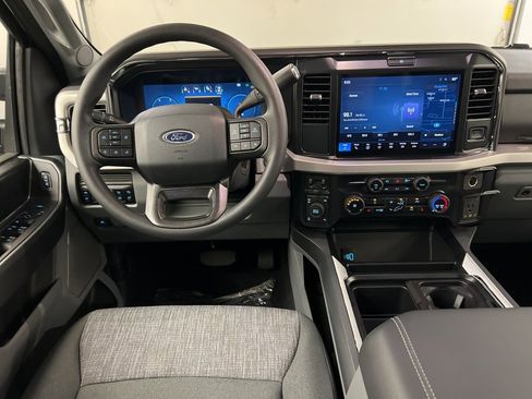 New 2025 Ford F250 XLT w/ Black Appearance Package image 8