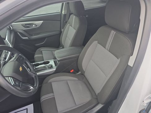 Used 2024 Chevrolet Blazer LT w/ Convenience Package FWD image 19