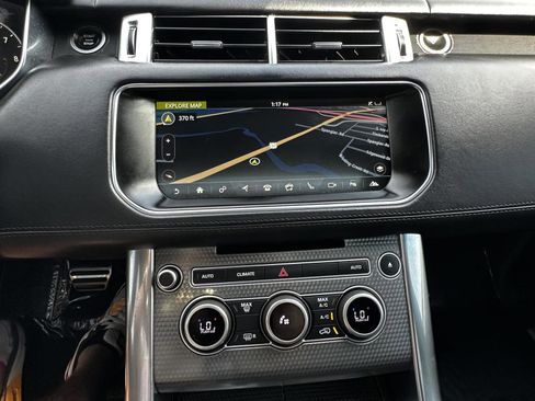 Used 2017 Land Rover Range Rover Sport SVR AWD/4WD image 34