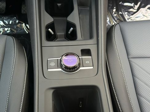 New 2026 Volkswagen Tiguan SE AWD/4WD image 14