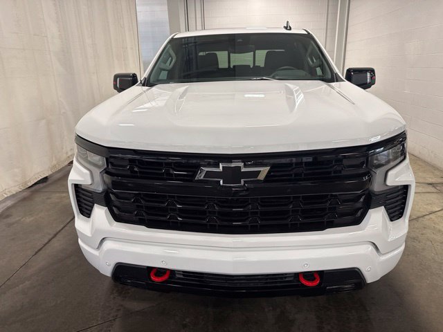 New 2026 Chevrolet Silverado 1500 RST w/ Redline Edition AWD/4WD image 2