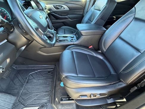 Used 2023 Chevrolet Traverse LT w/ LPO, Floor Liner Package image 14