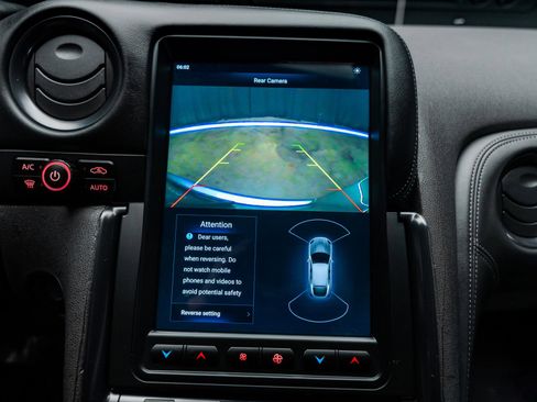 Used 2012 Nissan GT-R Premium image 53