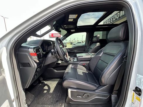 Used 2025 Ford F150 Raptor image 7