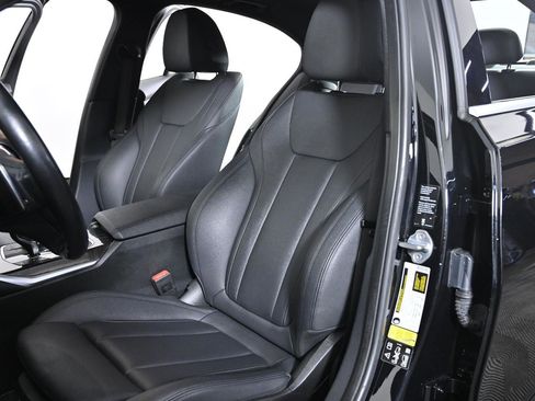 Used 2019 BMW 330i xDrive Sedan w/ Convenience Package image 21