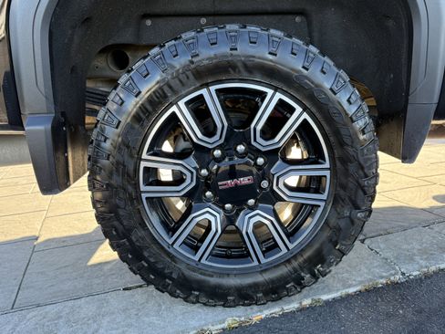 Used 2021 GMC Sierra 2500 AT4 w/ AT4 Preferred Package image 36